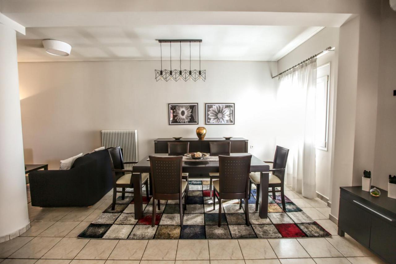 Grand Meteora Central Luxury Apartment Kalampáka Buitenkant foto